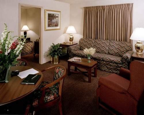Congress Hotel & Suites 诺克罗斯 客房 照片